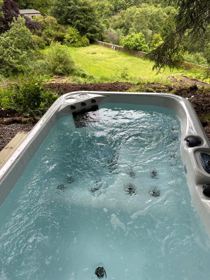 Unique Orchard Lodge For Couples With Hot Tub ستراتهيفين المظهر الخارجي الصورة